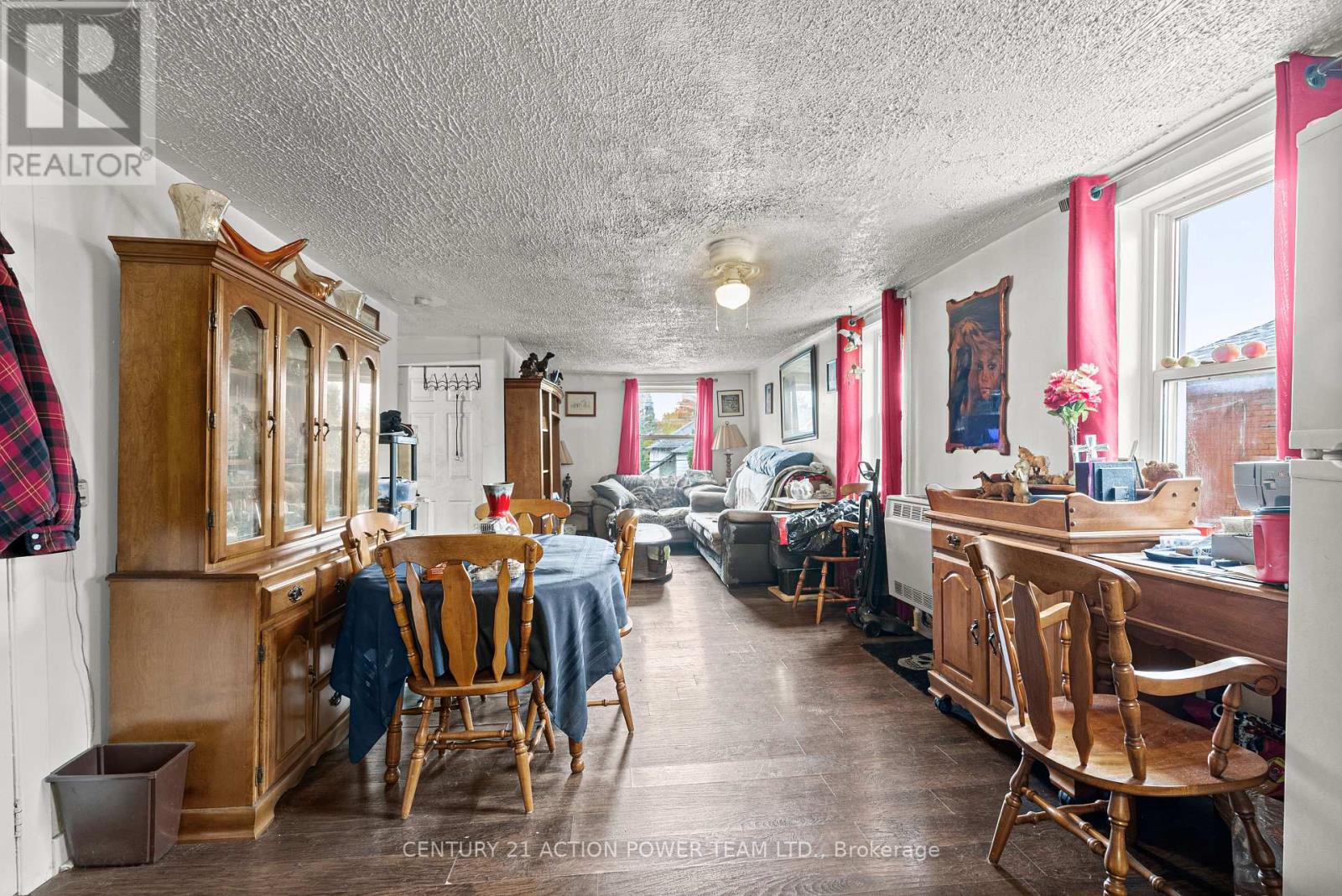 331 7TH STREET E - 9