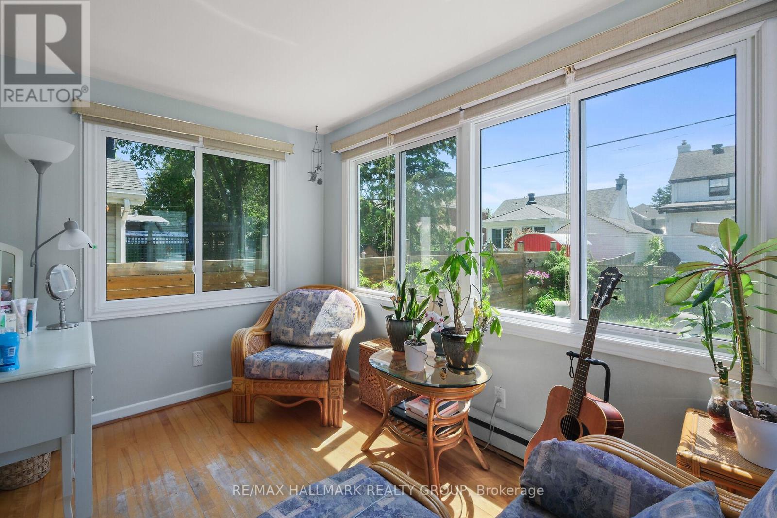 20 FERN AVENUE - 14