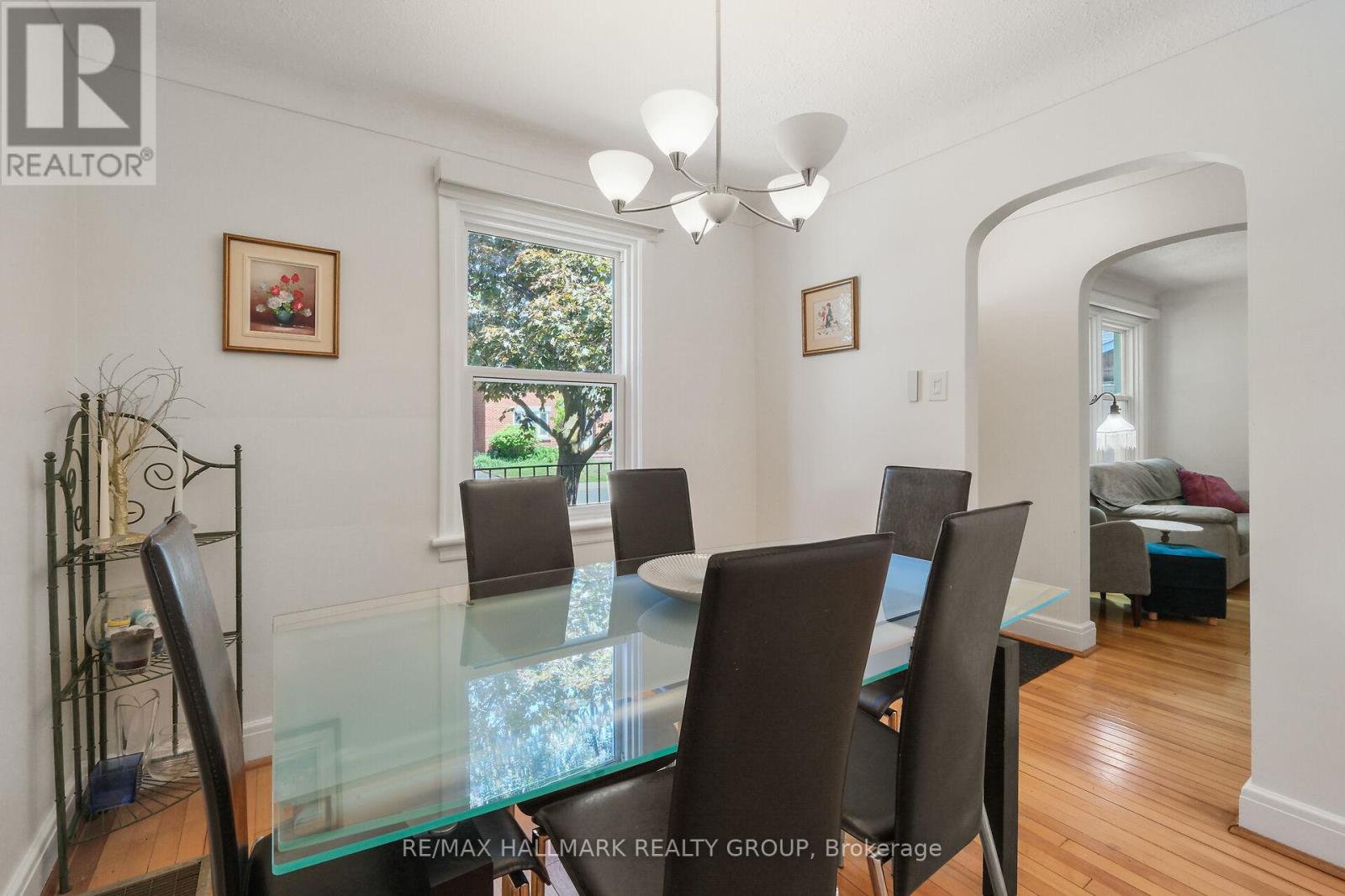 20 FERN AVENUE - 7