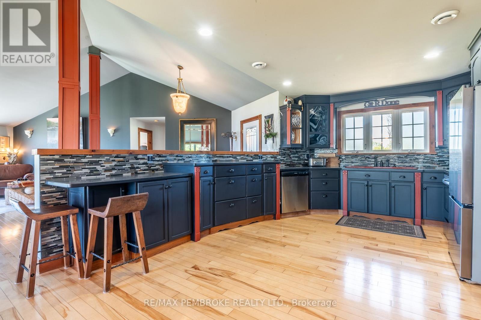 11 FAIRWAY DRIVE - 22