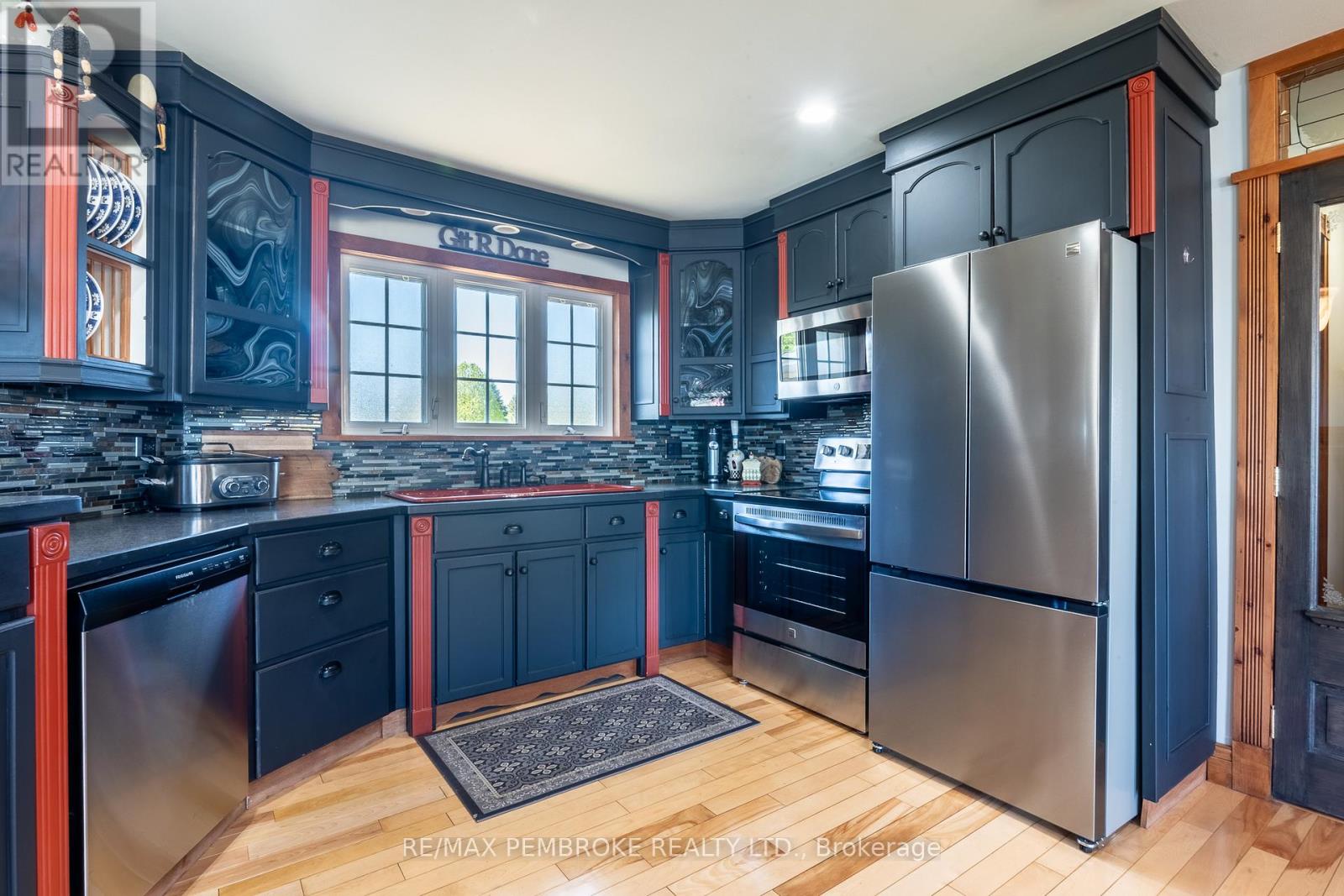 11 FAIRWAY DRIVE - 24