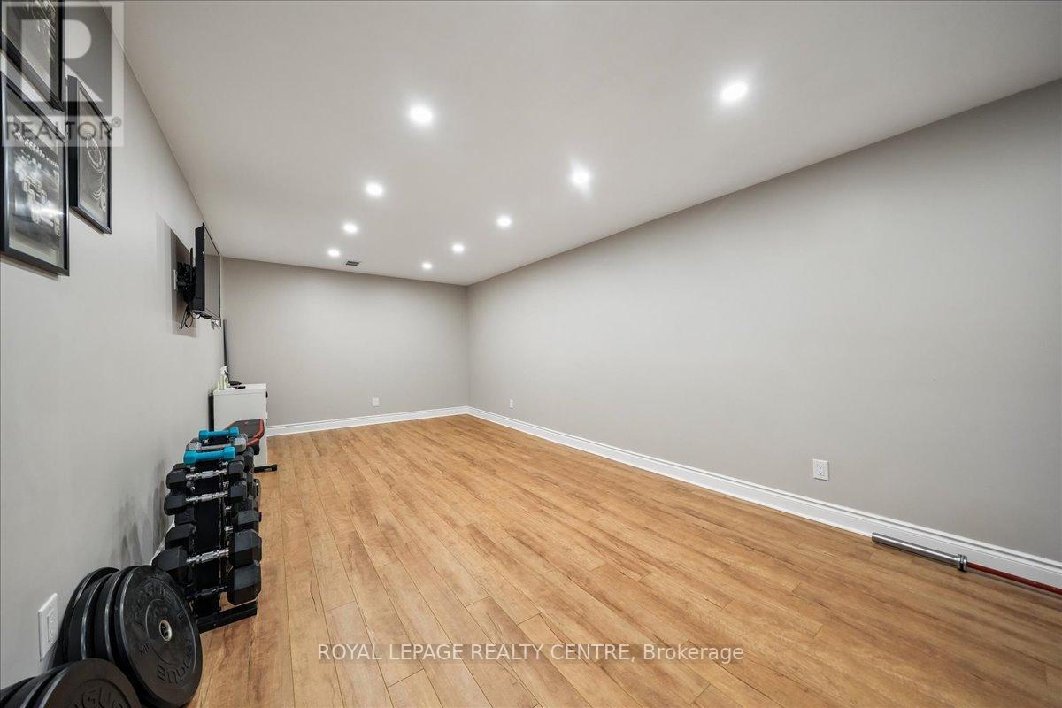 3503 AUTUMNLEAF CRESCENT - 38