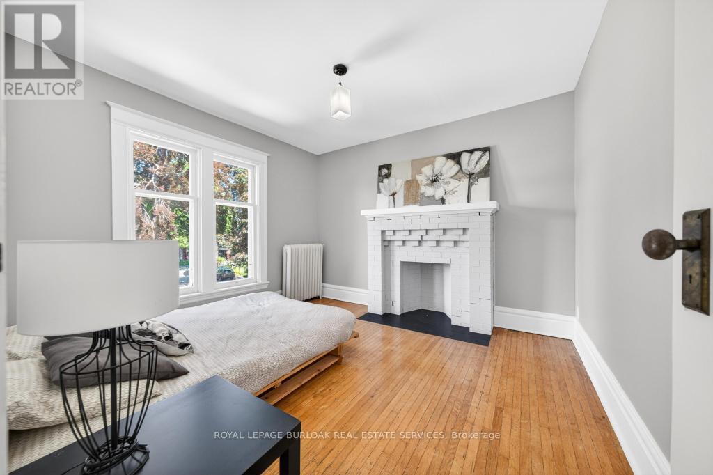 35 BURRIS STREET - 24