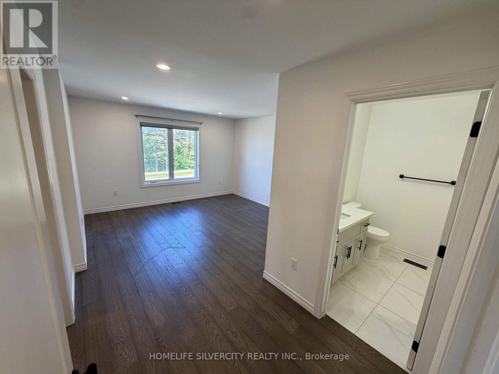 612 OWEN SOUND STREET - 31