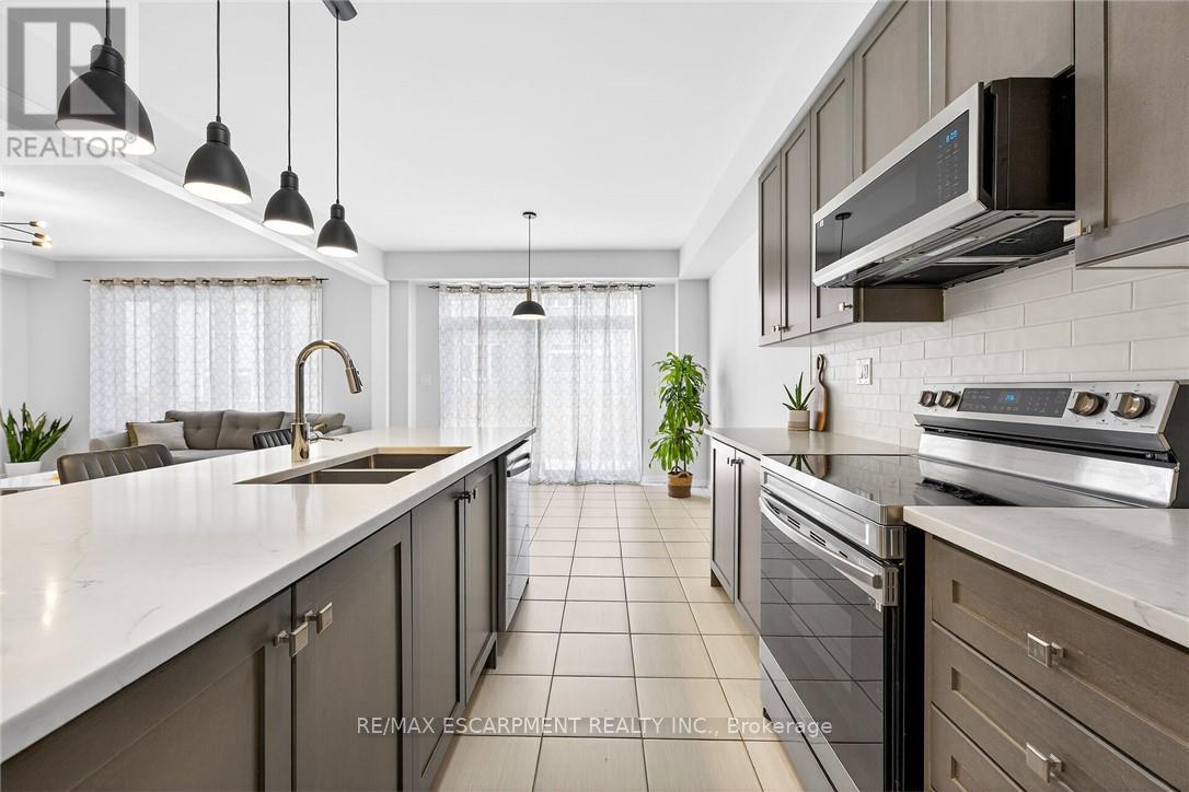 20 ARMES STREET - 16