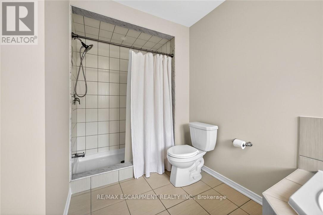 20 ARMES STREET - 32