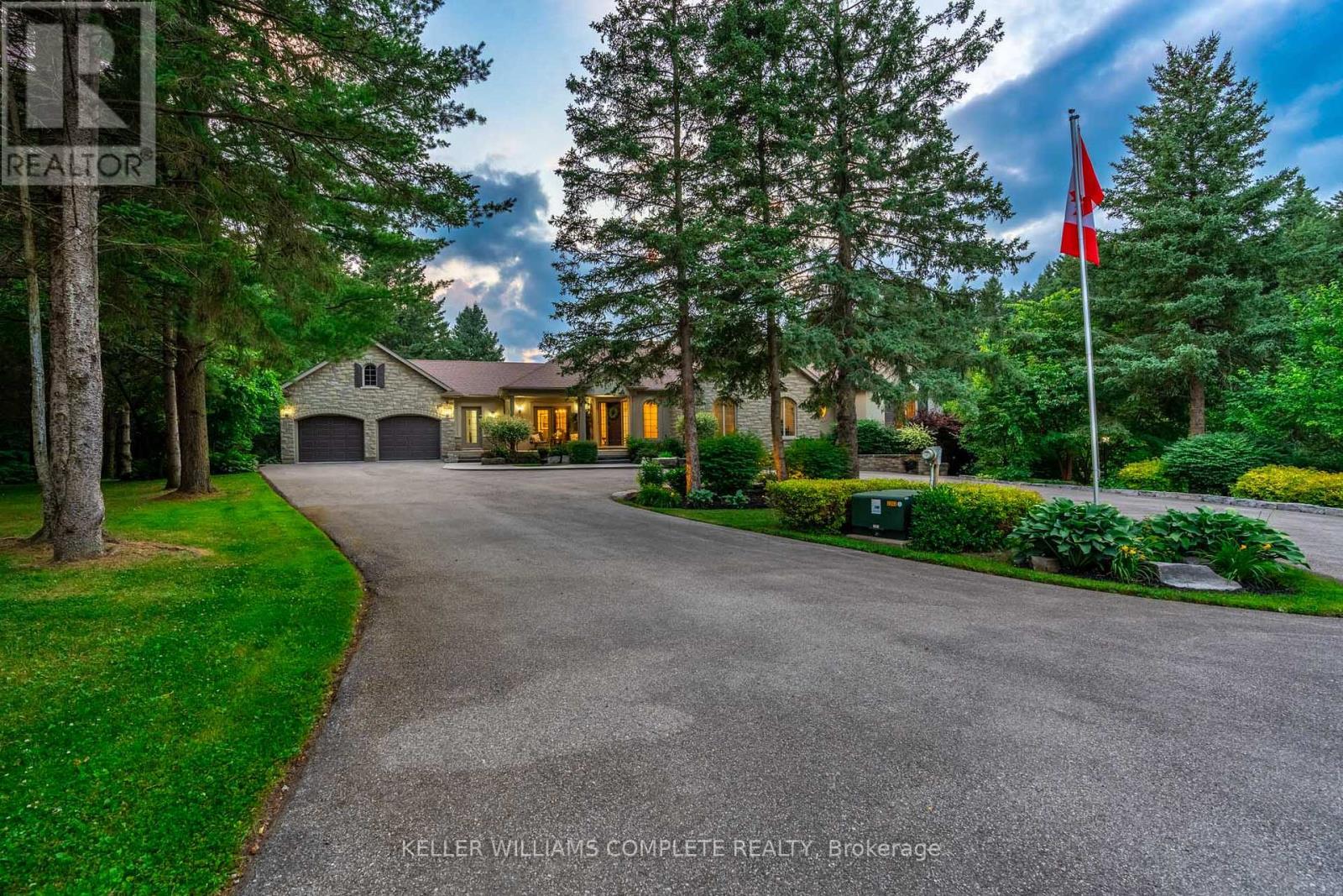 18 WESTIE ROAD - 2