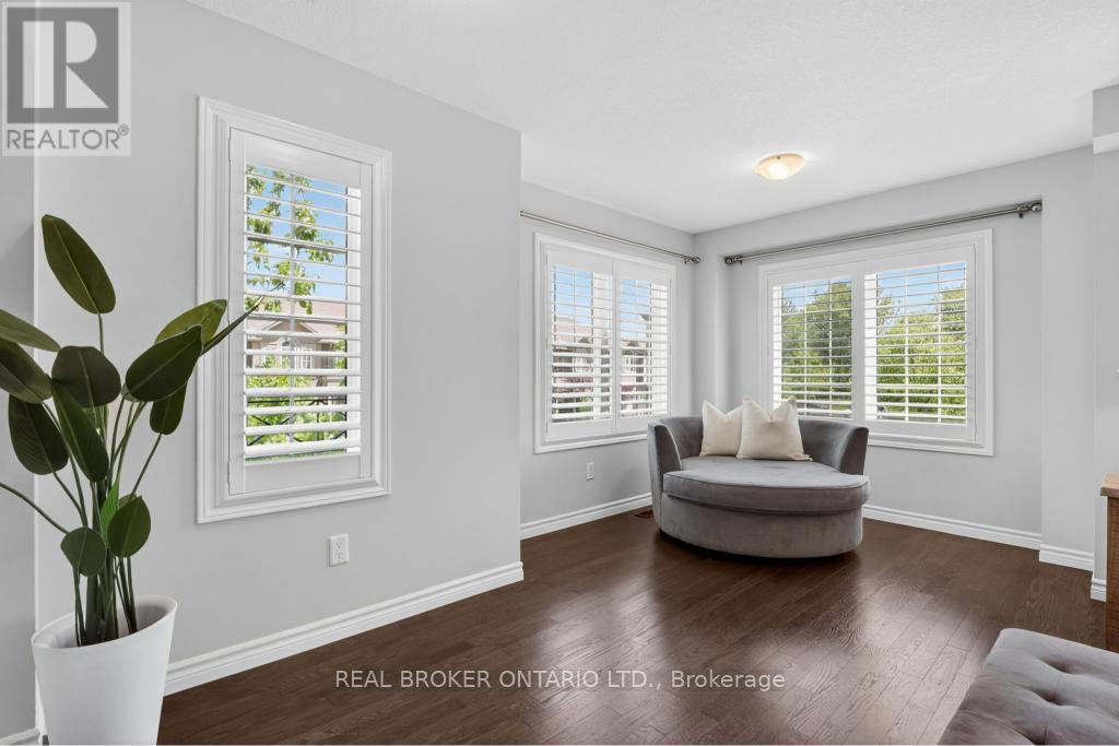 2 KENRIDGE TERRACE - 16