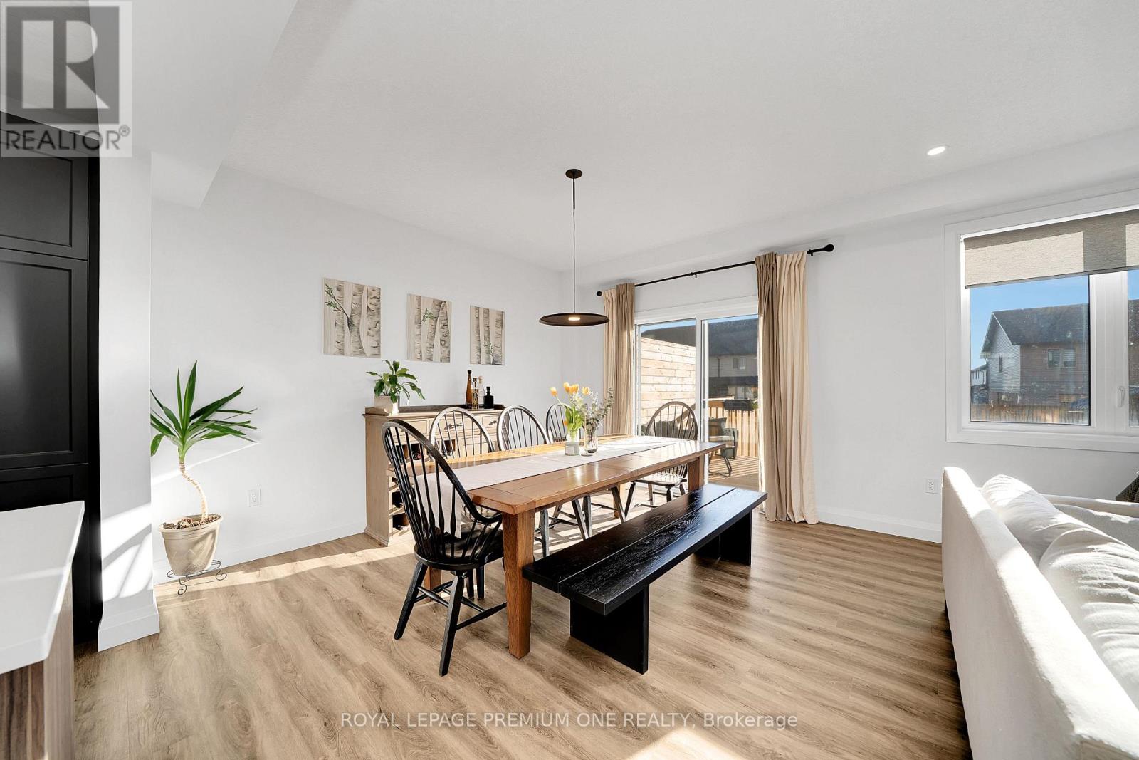 207 SCHMIDT DRIVE - 10