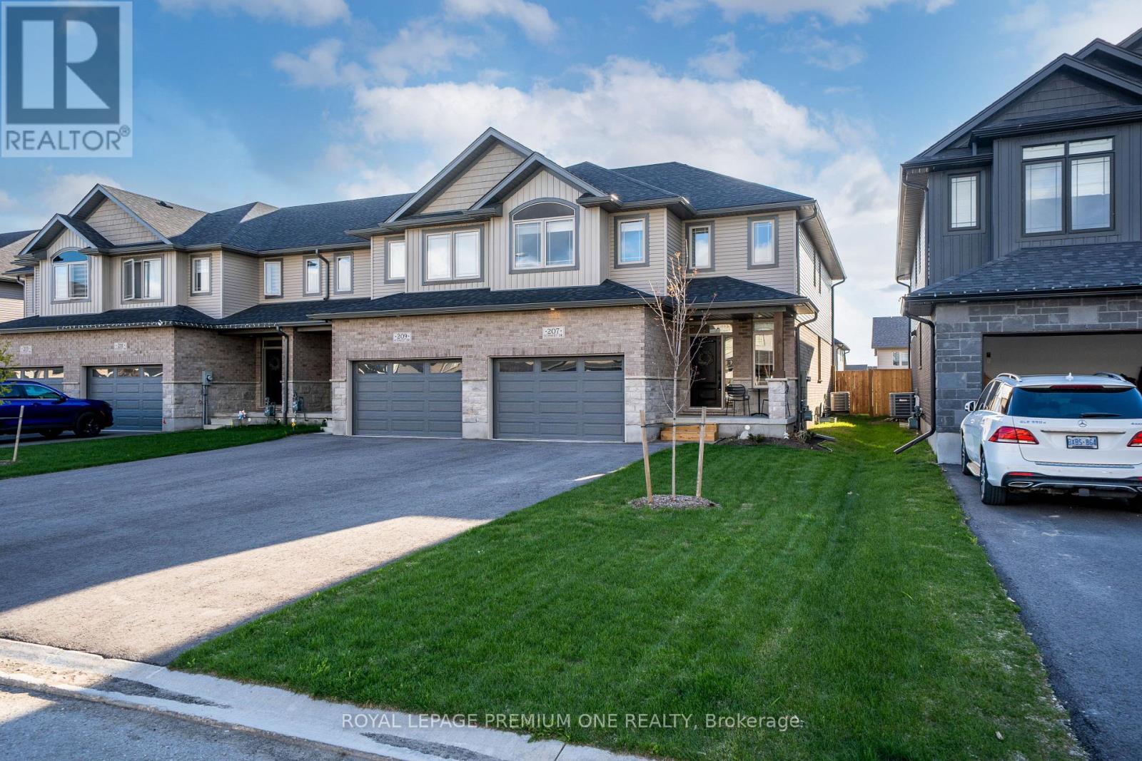 207 SCHMIDT DRIVE - 2