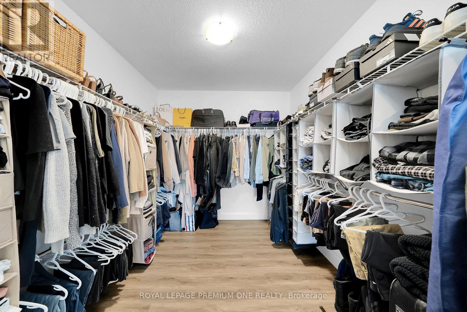 207 SCHMIDT DRIVE - 20