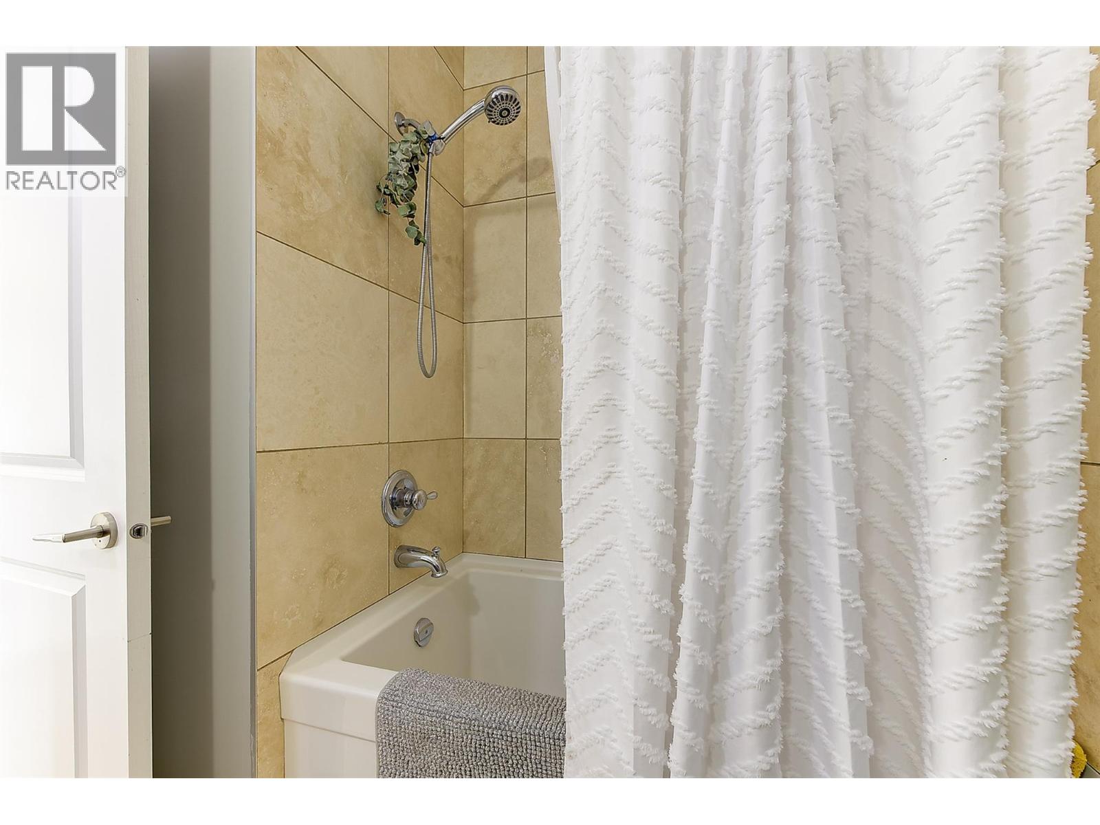 328 Providence Avenue Unit# 19, Kelowna