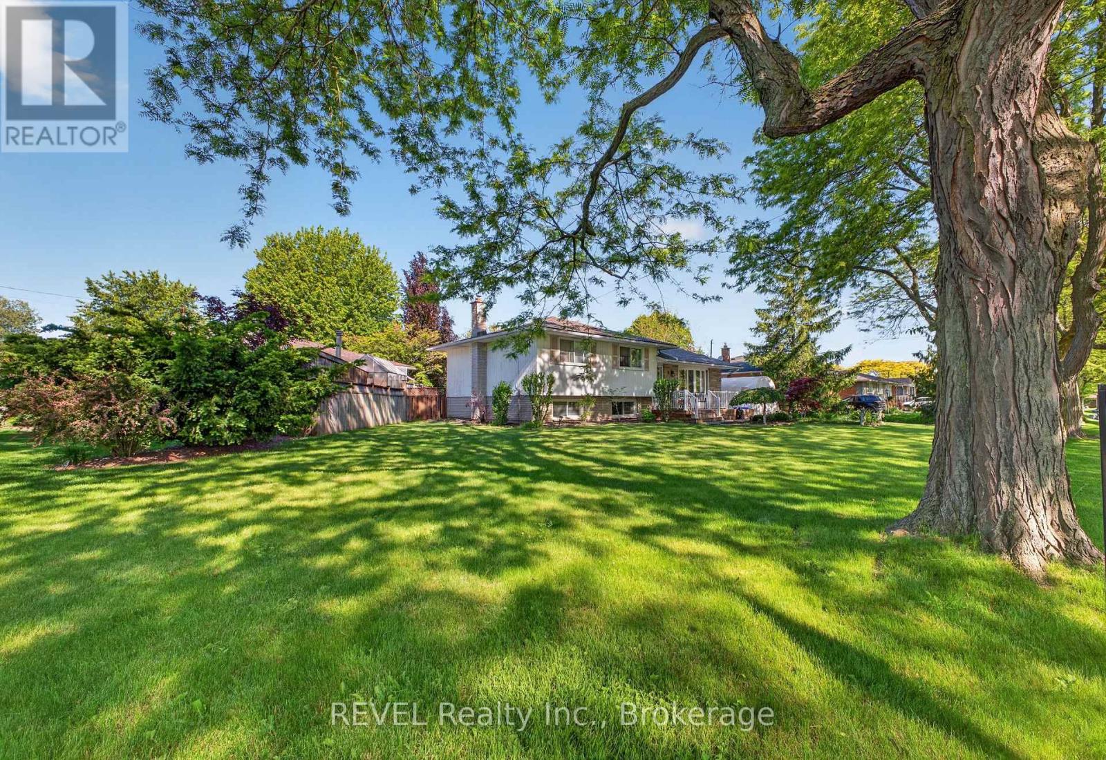 9 REXLEIGH CRESCENT - Image 3