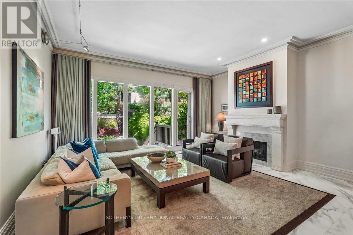 9 ROSE AVENUE - 1