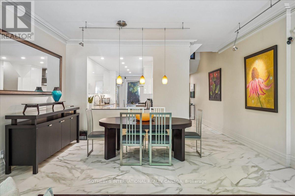 9 ROSE AVENUE - 10