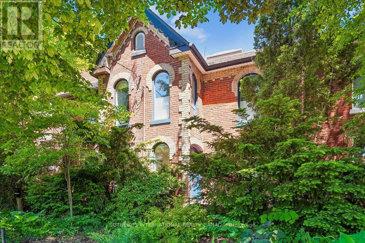 9 ROSE AVENUE - 2