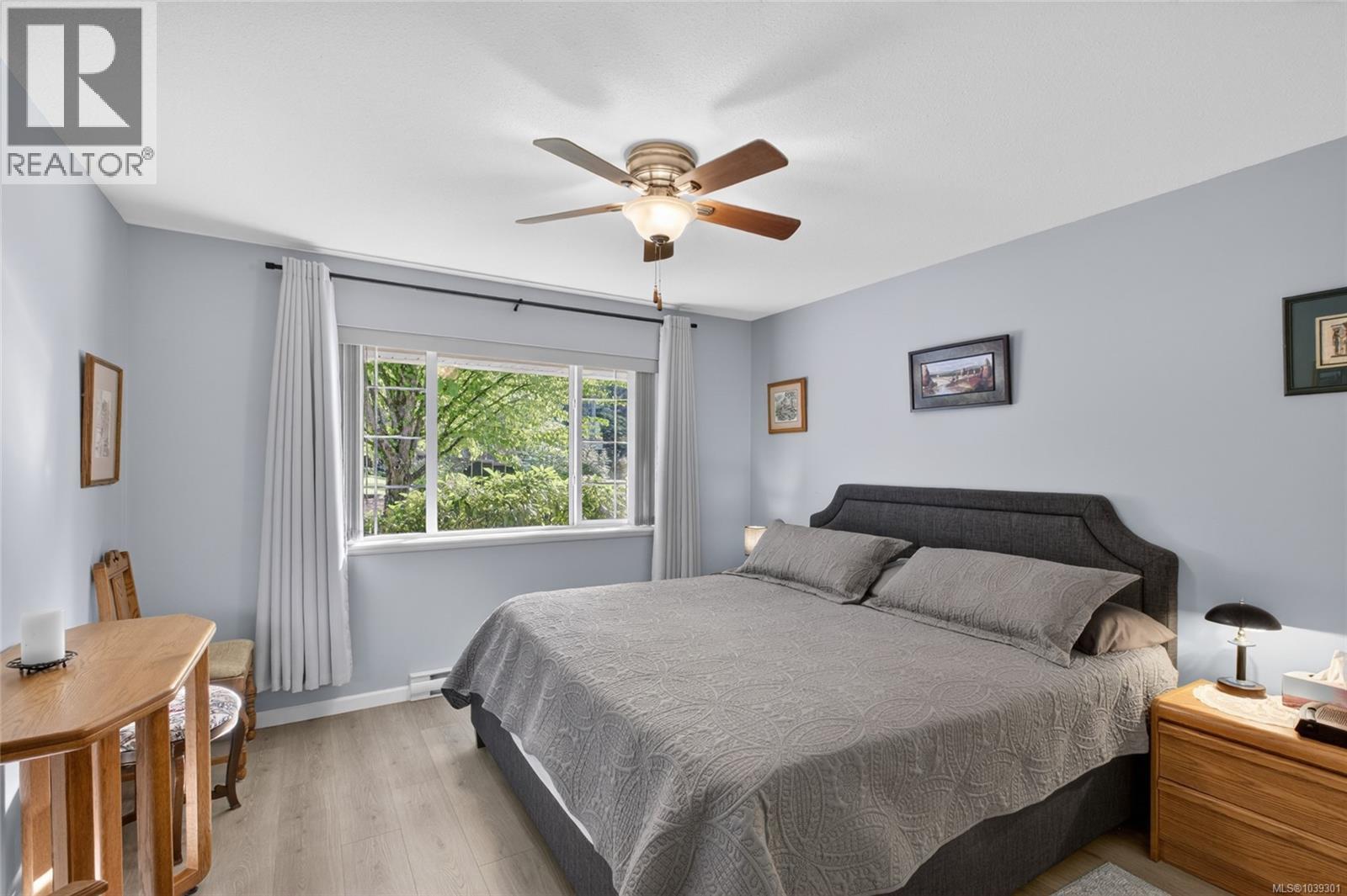 #51 2728 1st St - 27