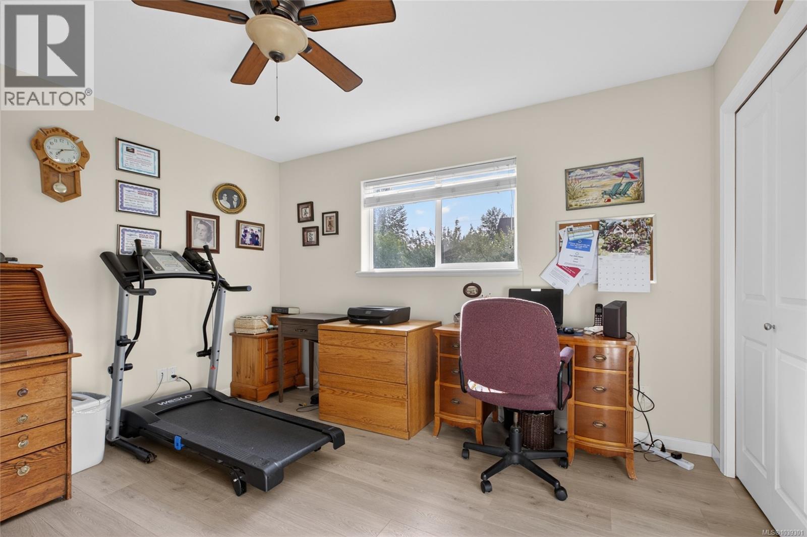 #51 2728 1st St - 30