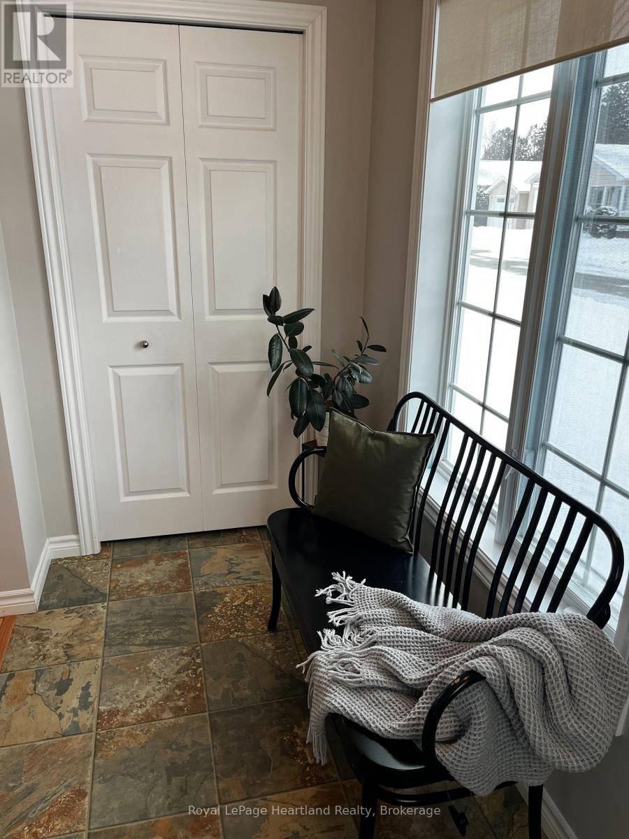 459 RICHARD CRESCENT - Image 3