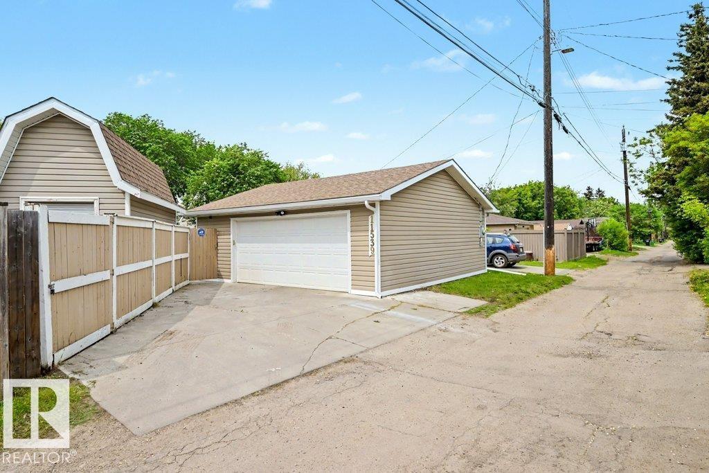 11539 141 ST NW - 55