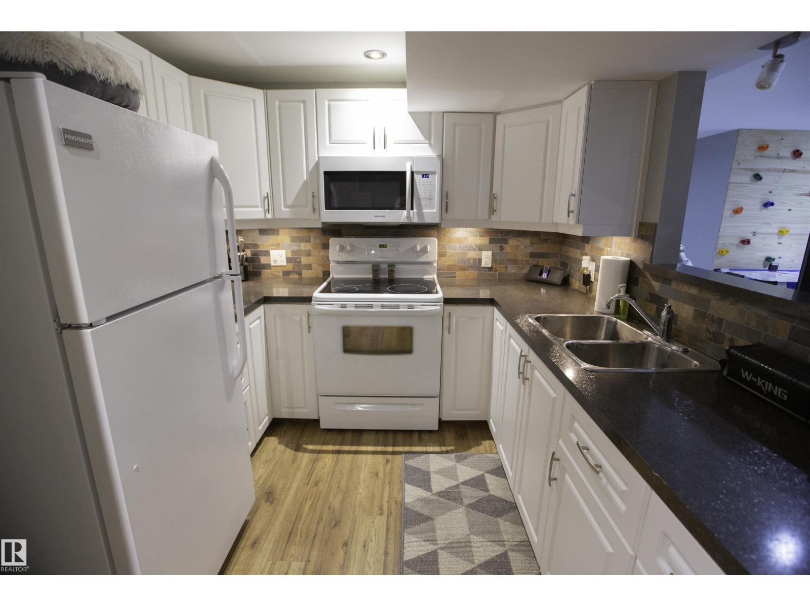 52 MOHAWK CR — photo 19