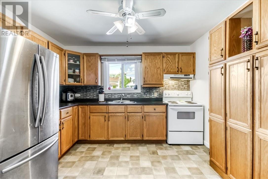 1251 Notre Dame Avenue - 15