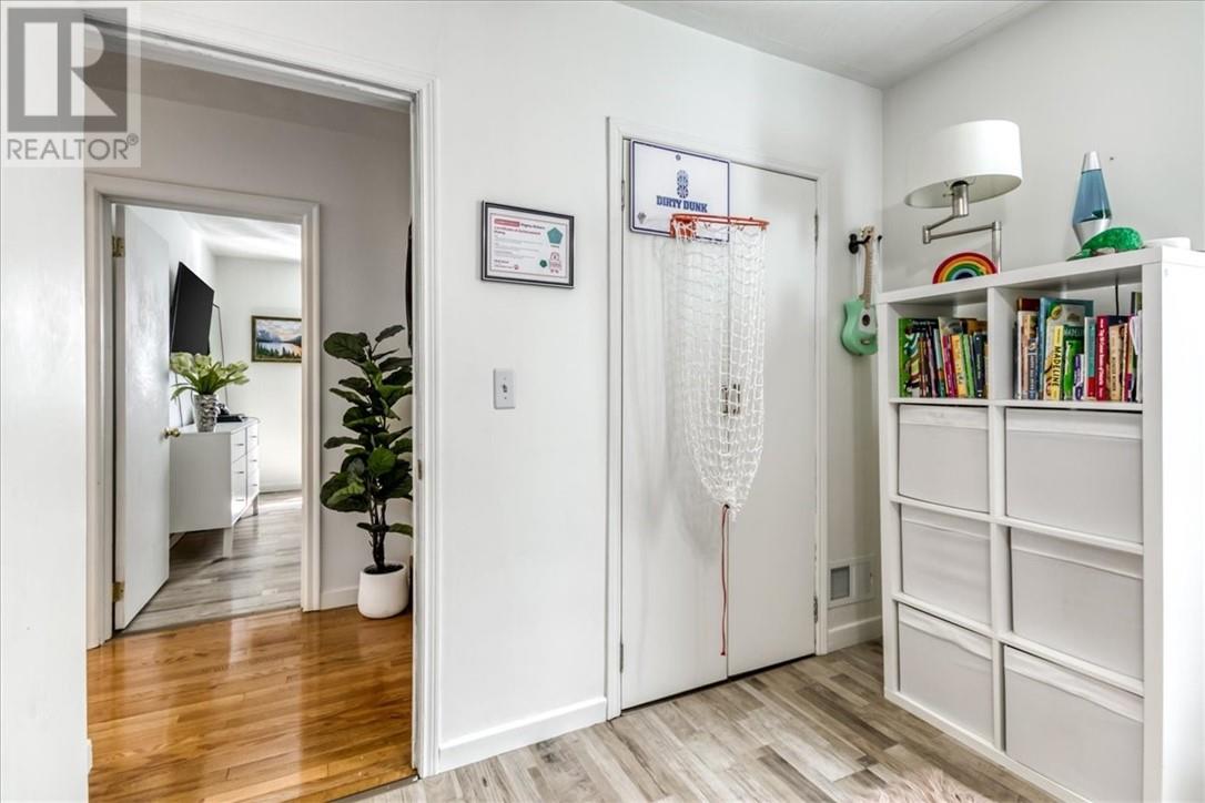 1251 Notre Dame Avenue - 21