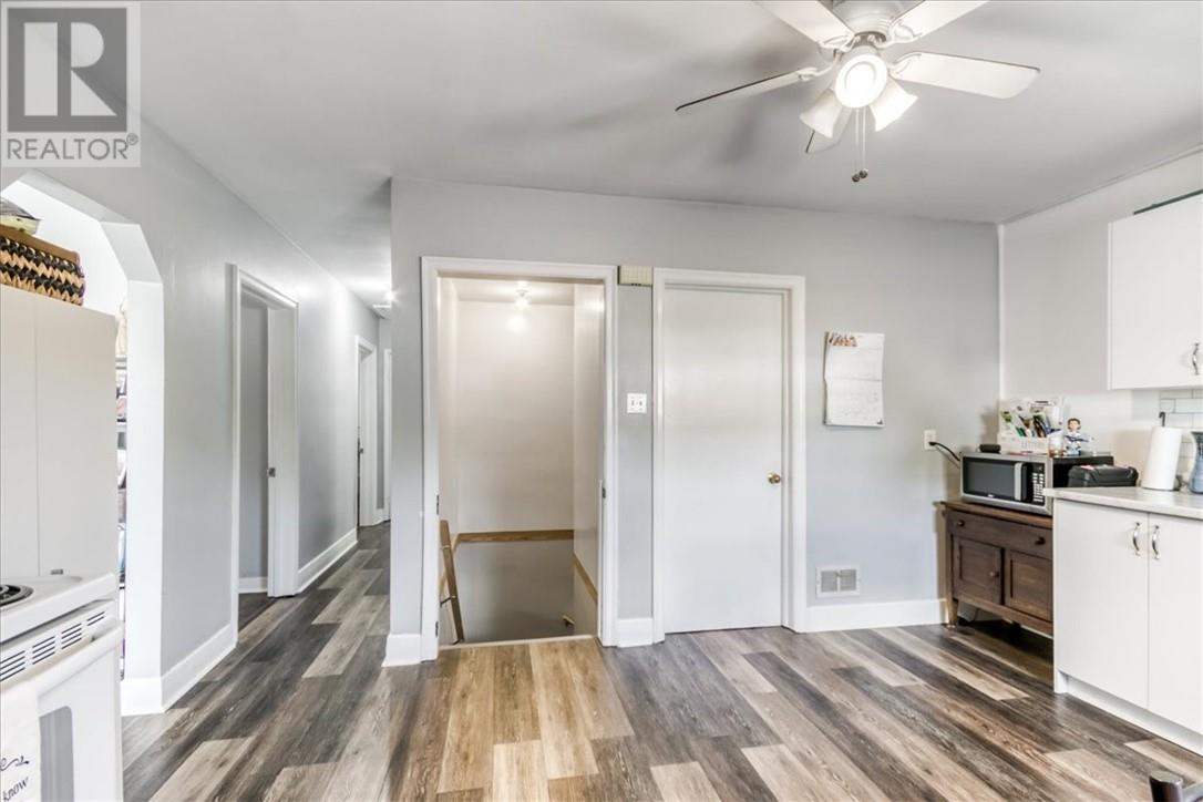 1251 Notre Dame Avenue - 35