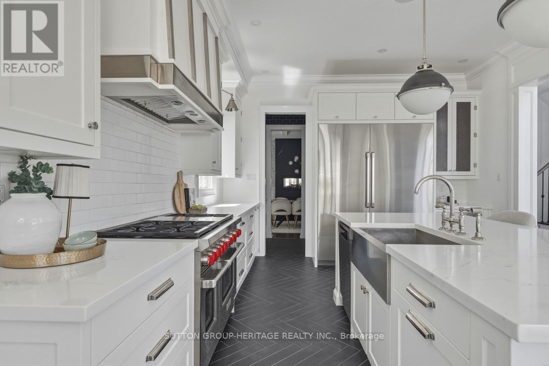 39 GLENGOWAN STREET - 13