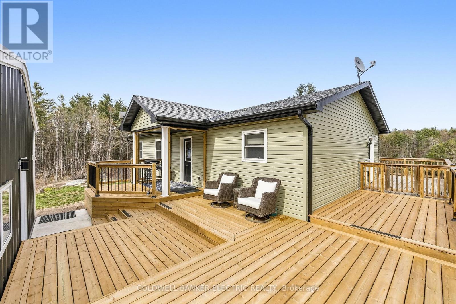 1211 GELERT ROAD
