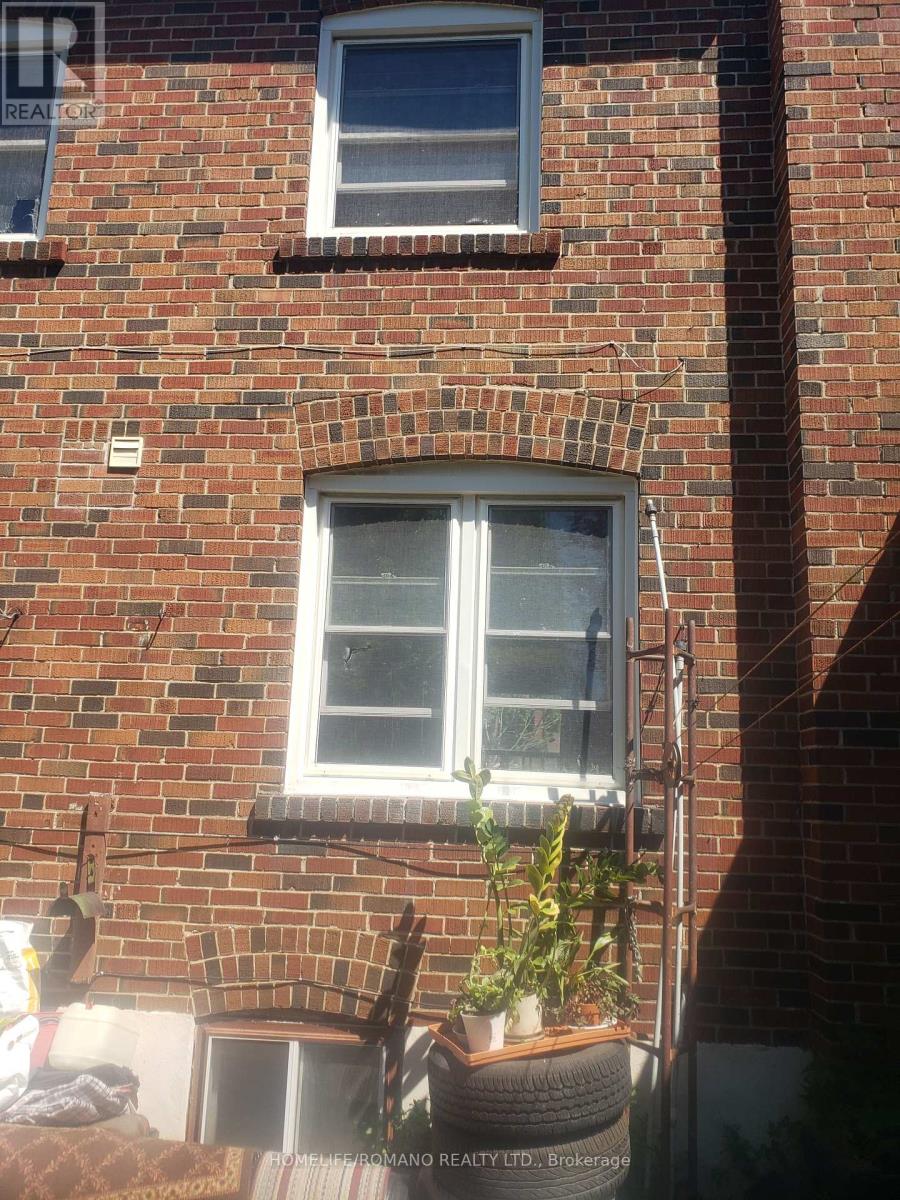 67 BEECHBOROUGH AVENUE - 13