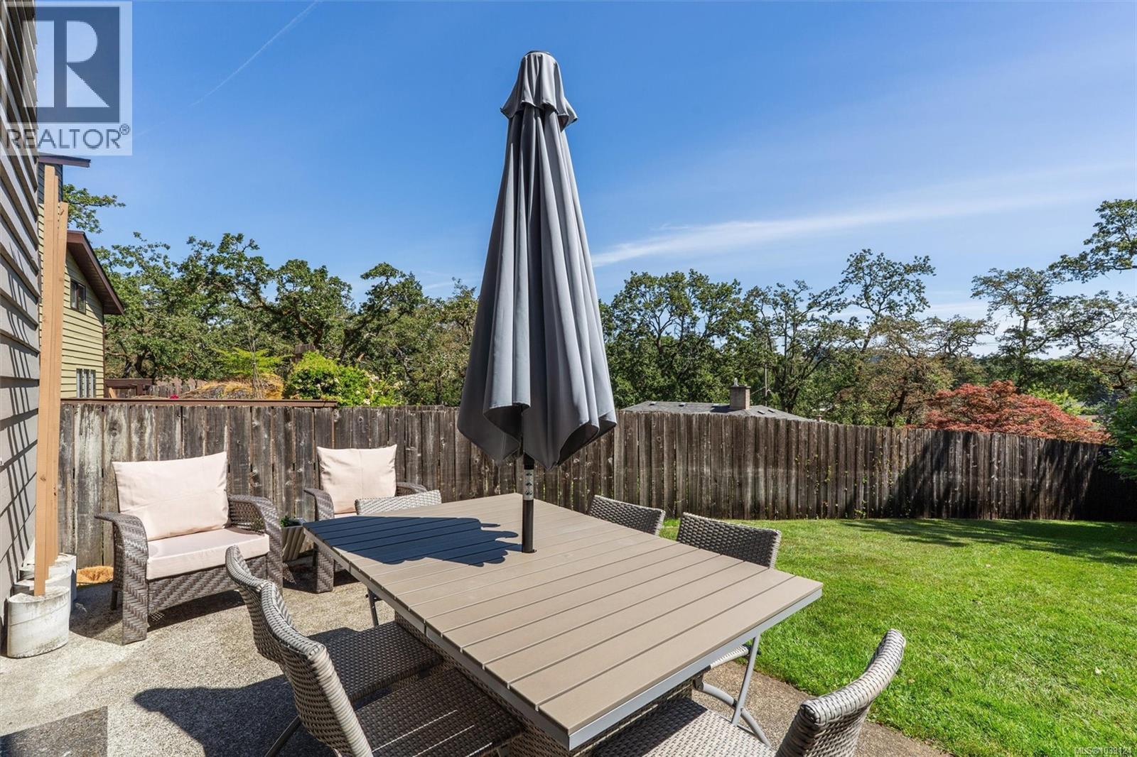 907 Woodhall Dr - 35