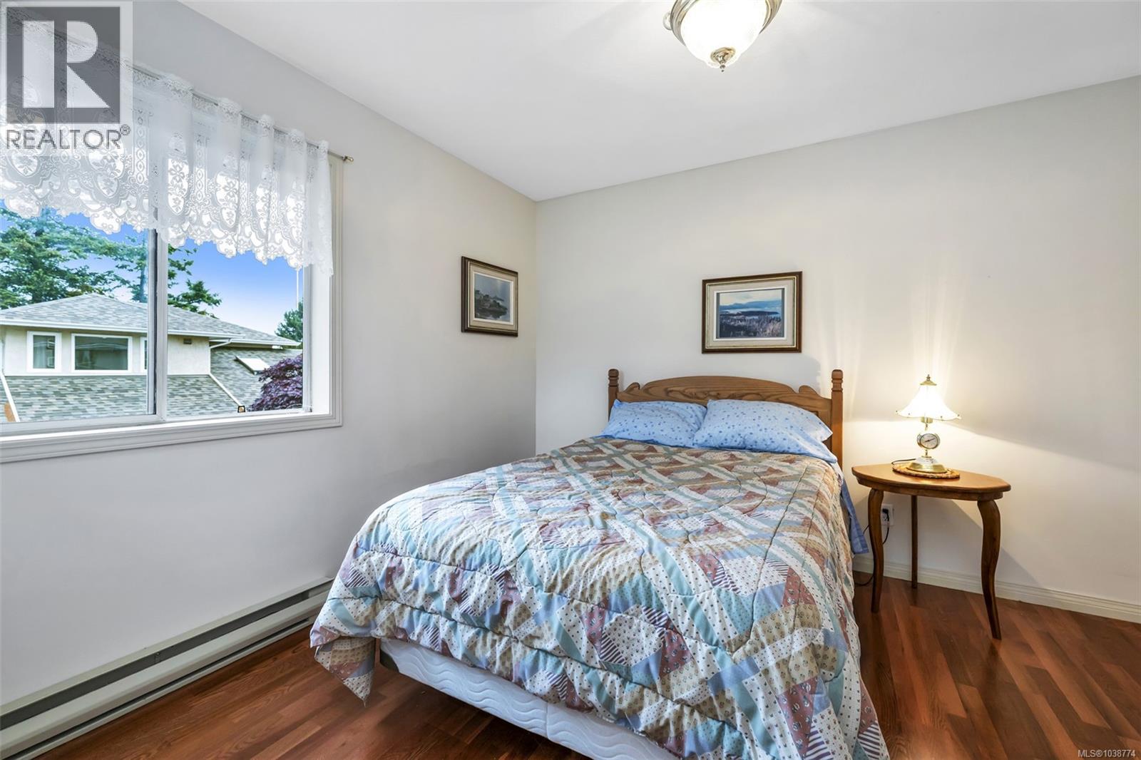 #1 10001 Fifth St - 18