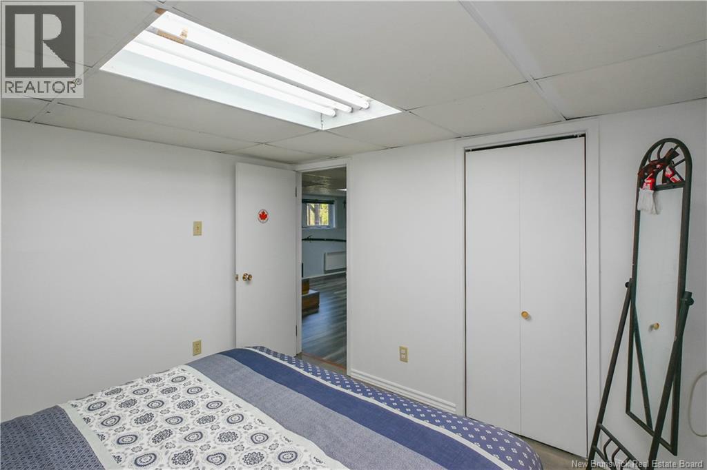 35 Mallet Street - 32
