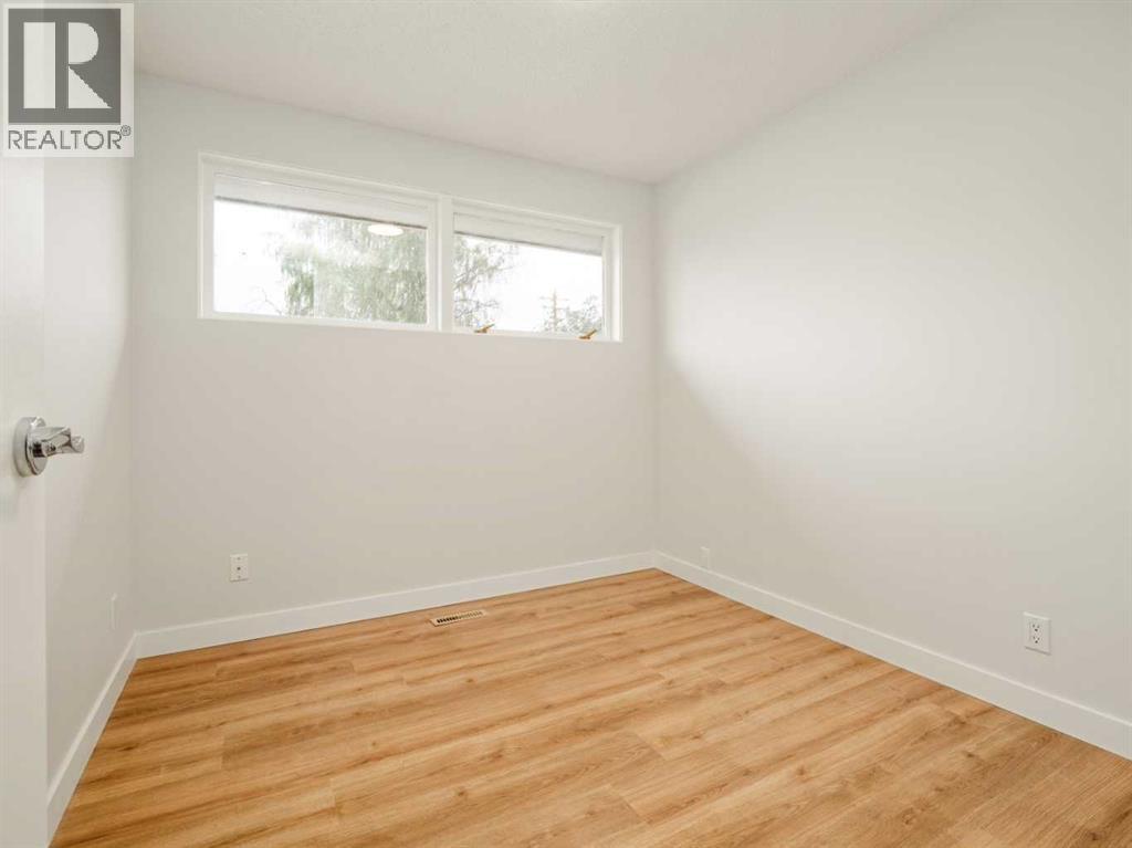1209 31A Street S - 16
