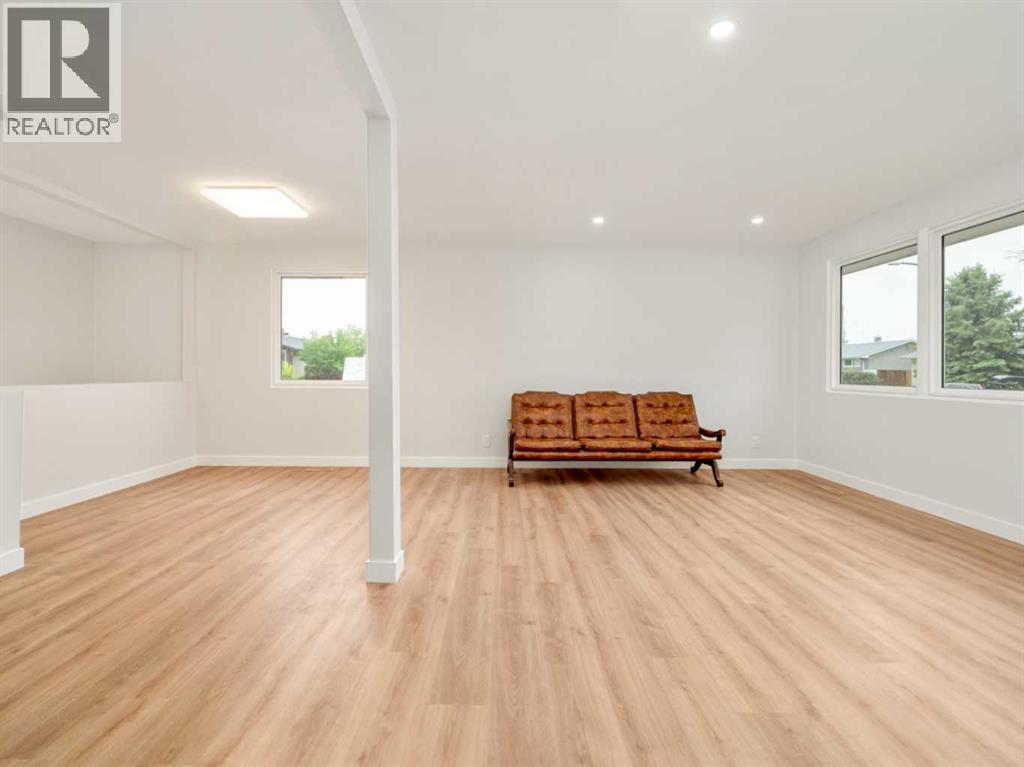 1209 31A Street S - 6