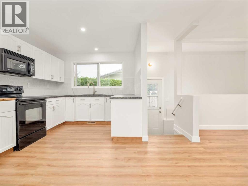 1209 31A Street S - 10