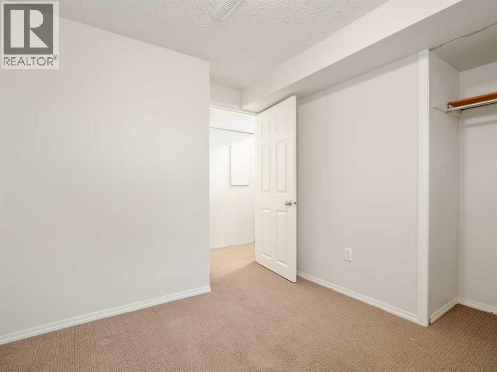 1209 31A Street S - 34