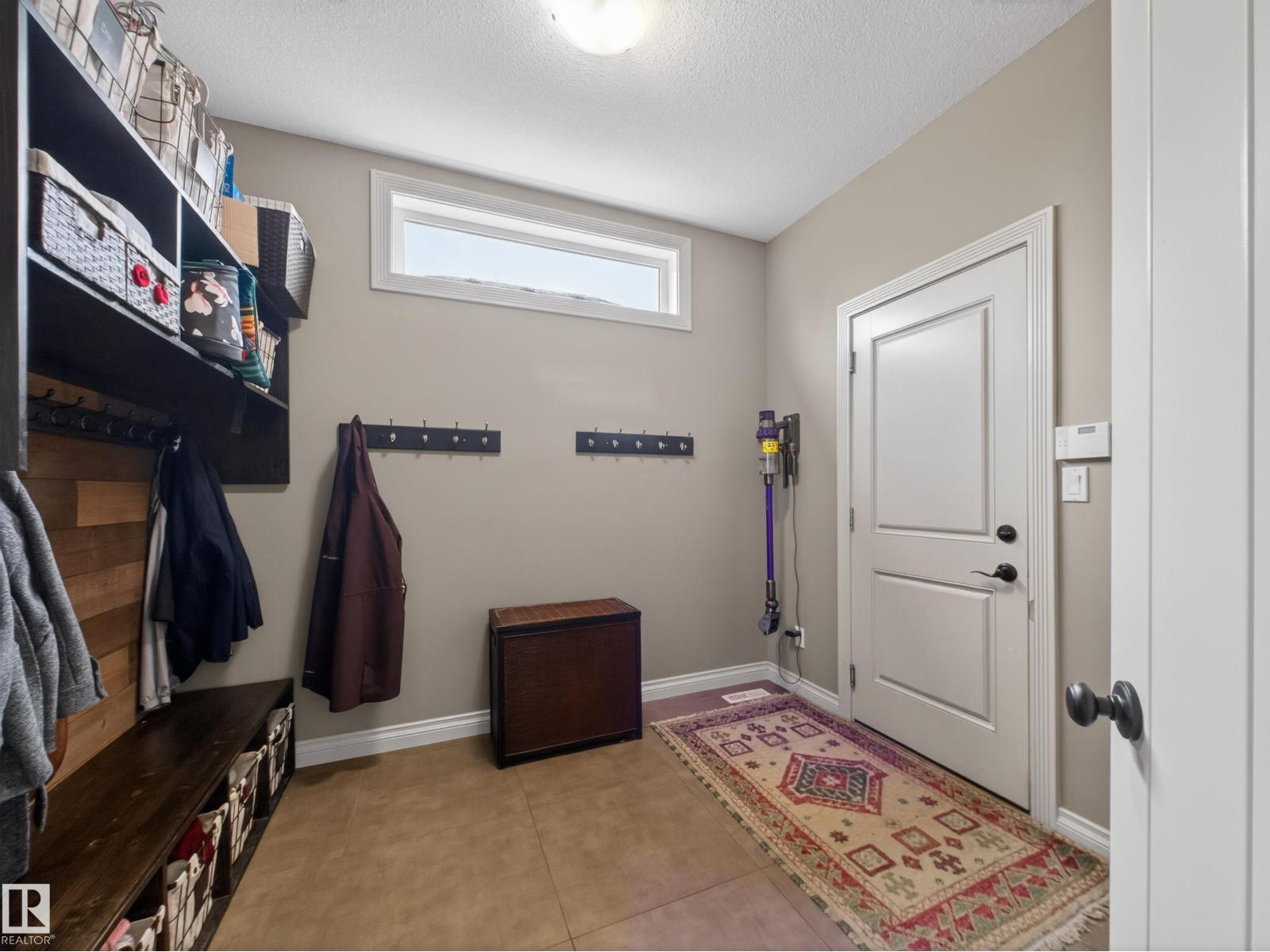 102 Lacombe DR — photo 23