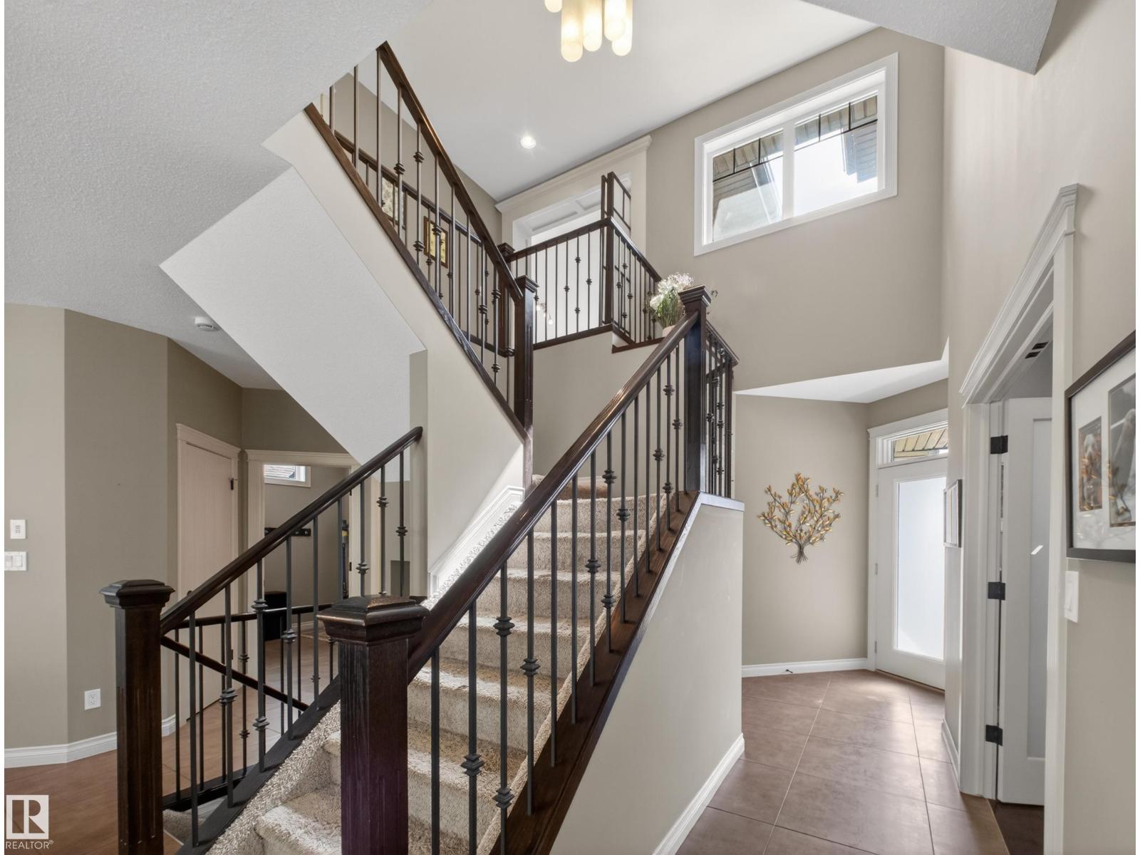 102 Lacombe DR — photo 26