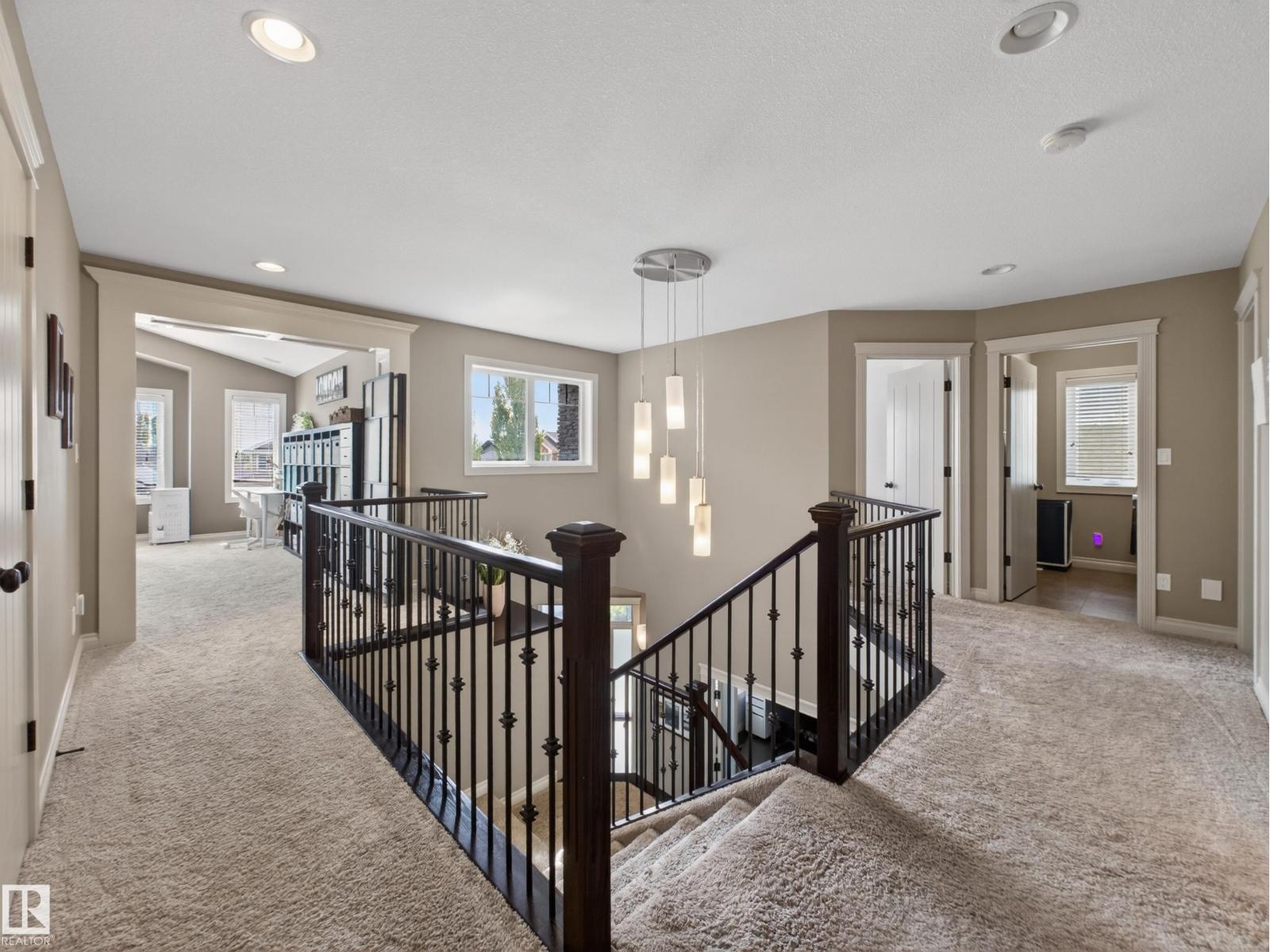102 Lacombe DR — photo 33