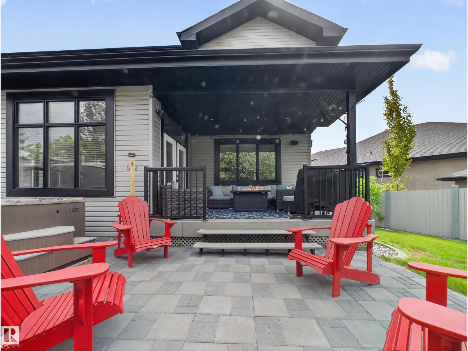 102 Lacombe DR — photo 51