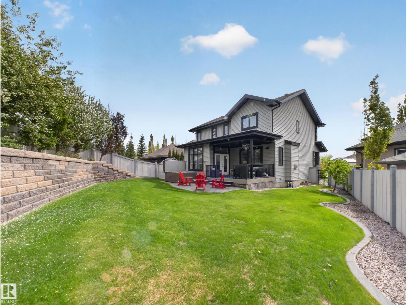 102 Lacombe DR — photo 56