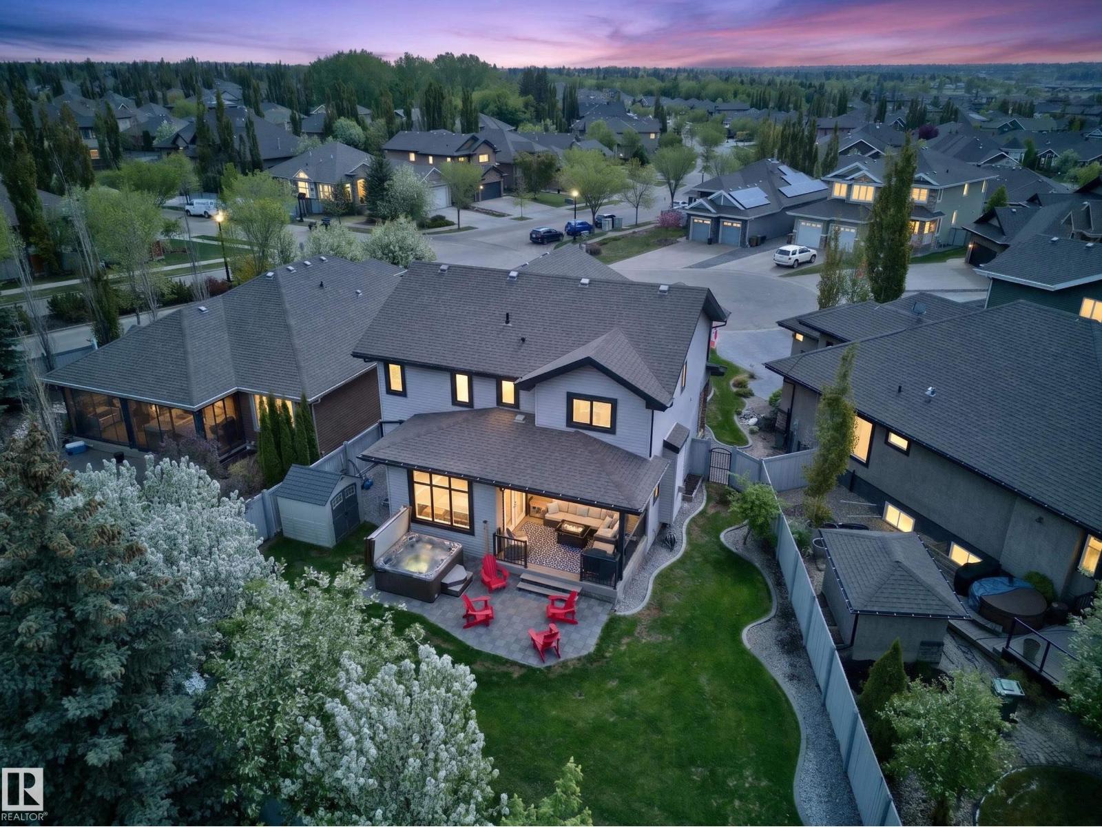 102 Lacombe DR