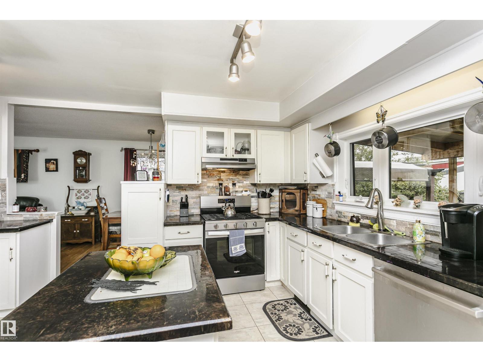 68 Mill RD — photo 16