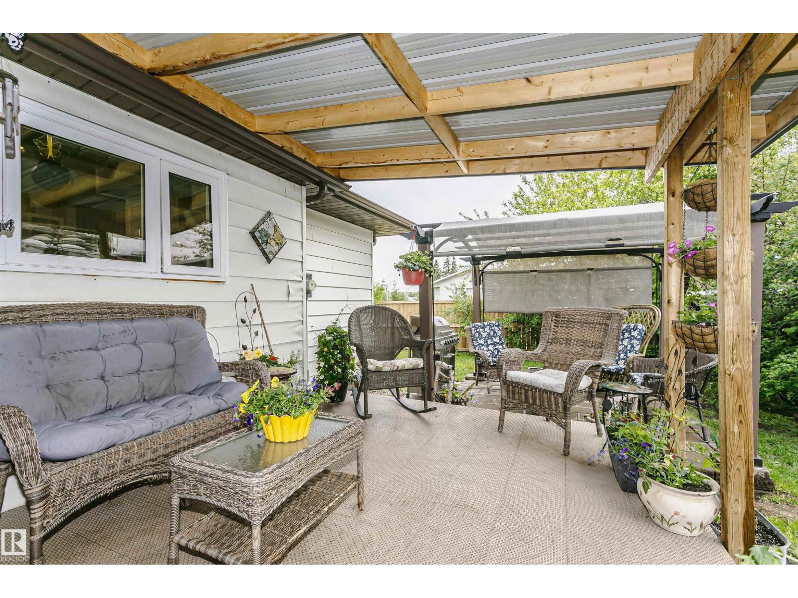 68 Mill RD — photo 44