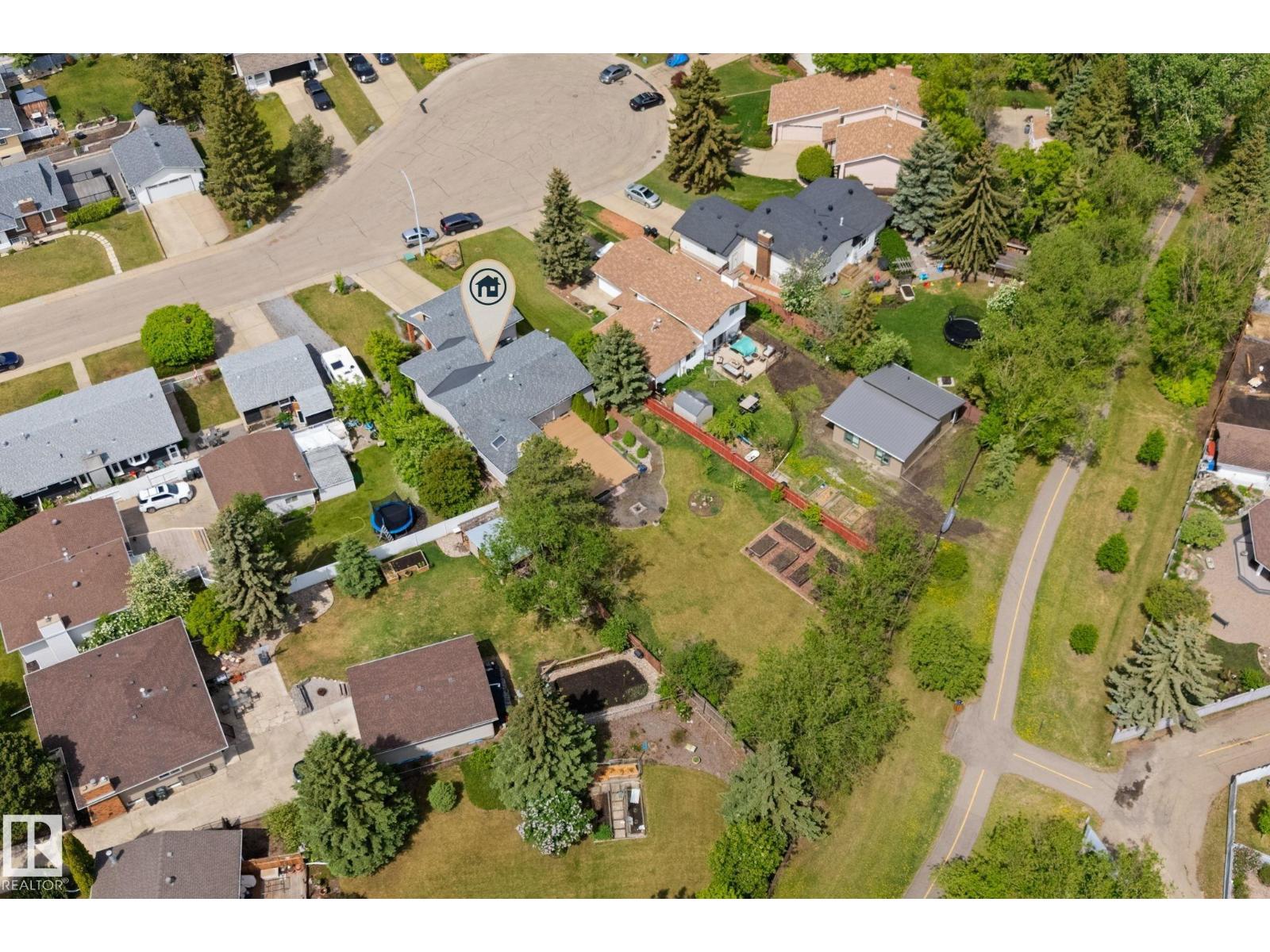 220 GREYSTONE TC - 36