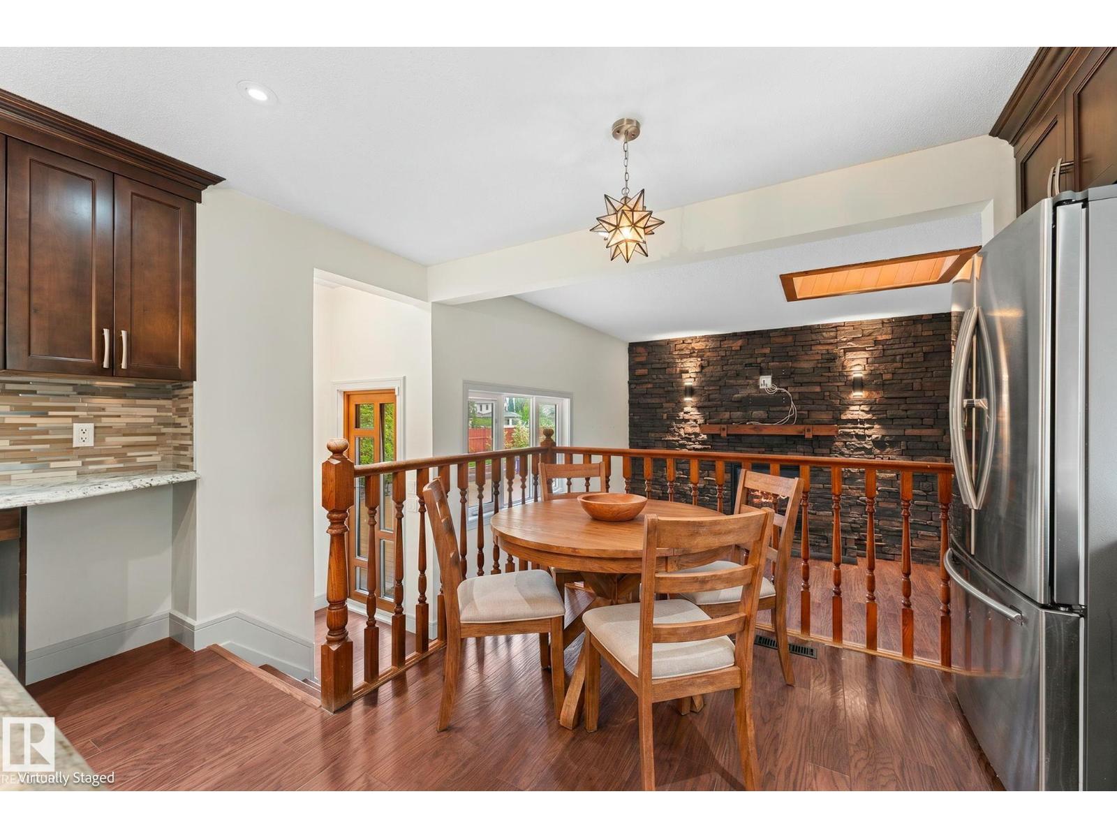 220 GREYSTONE TC - 12