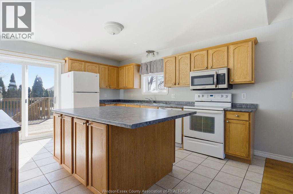 149 AMY CROFT DRIVE - 8