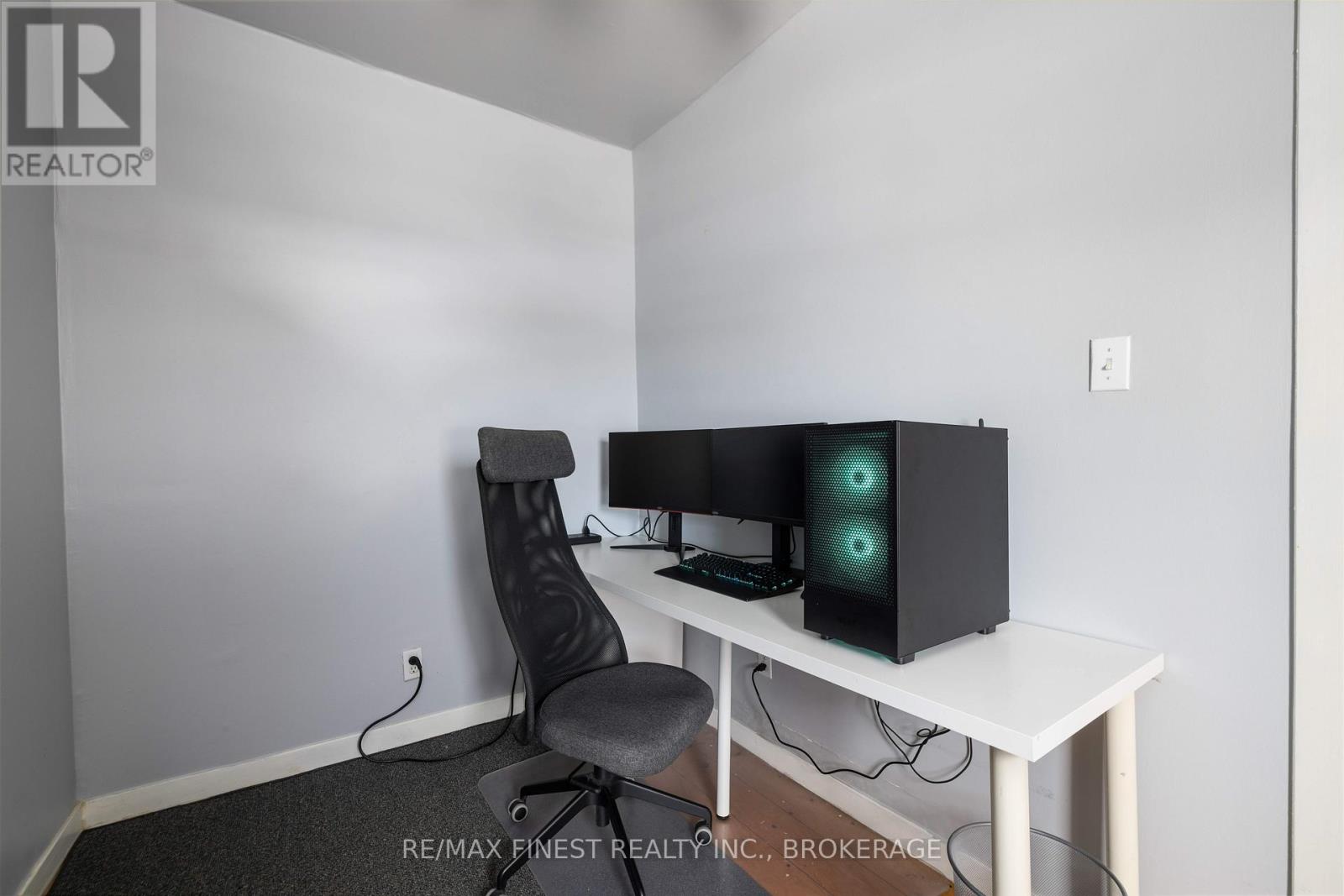 356 YORK STREET - 27